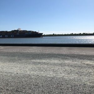 Meet your Posher, Dequinten